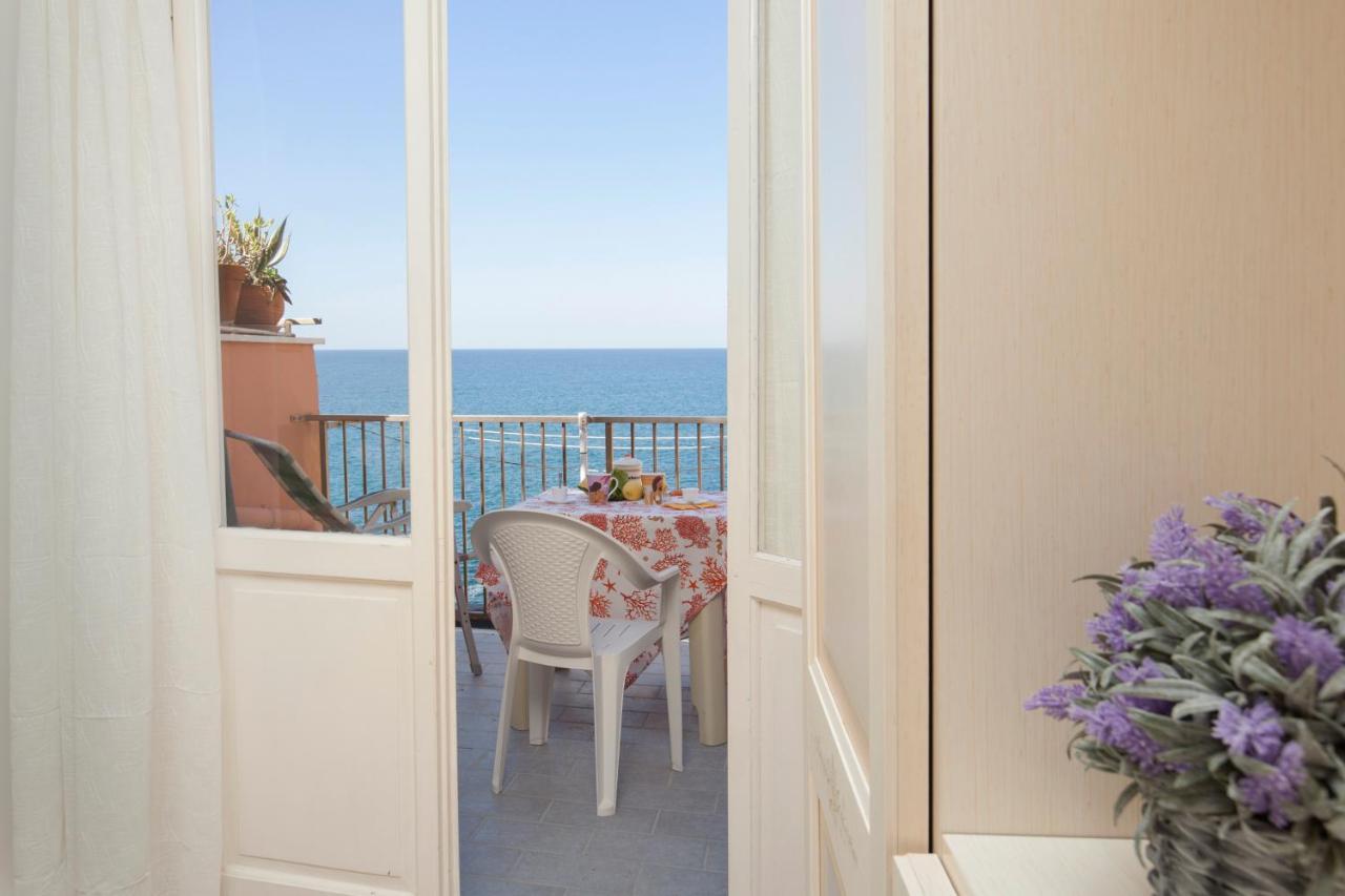 La Marina Appartement Riomaggiore Buitenkant foto